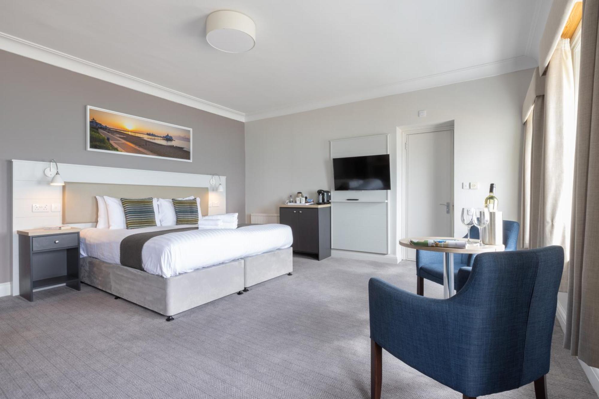 The Burlington Hotel Истборн Стая снимка