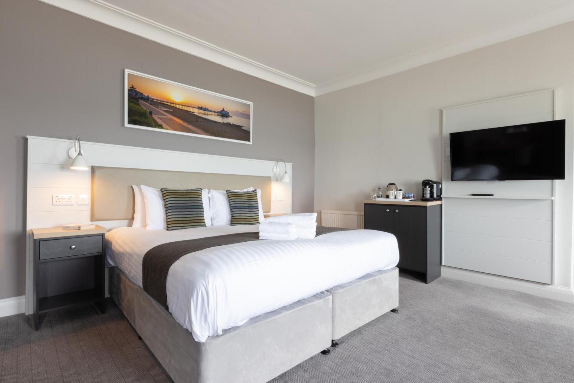 The Burlington Hotel Истборн Екстериор снимка