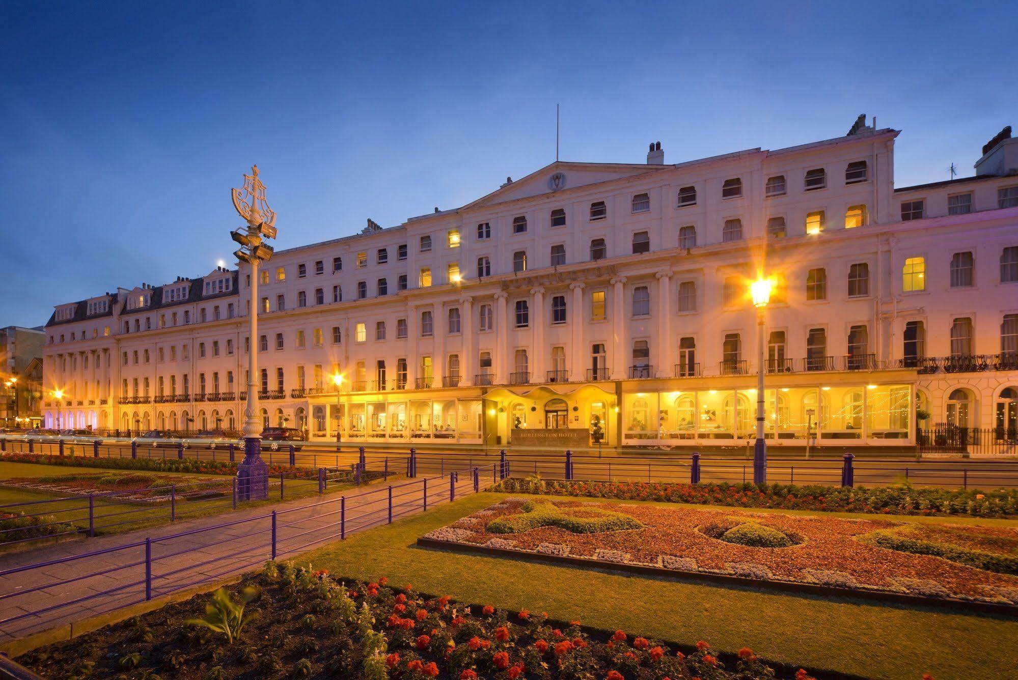 The Burlington Hotel Истборн Екстериор снимка