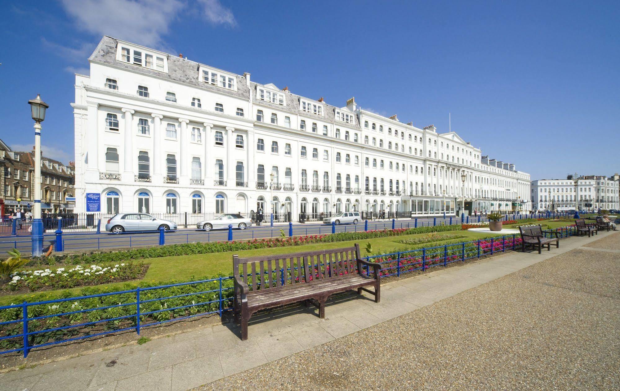 The Burlington Hotel Истборн Екстериор снимка
